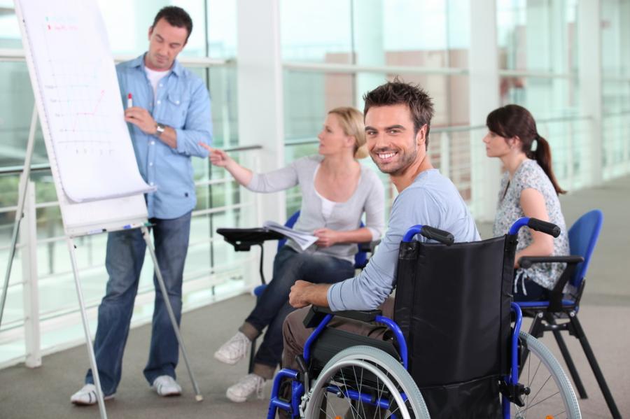 обещают активнее трудоустраивать инвалидов