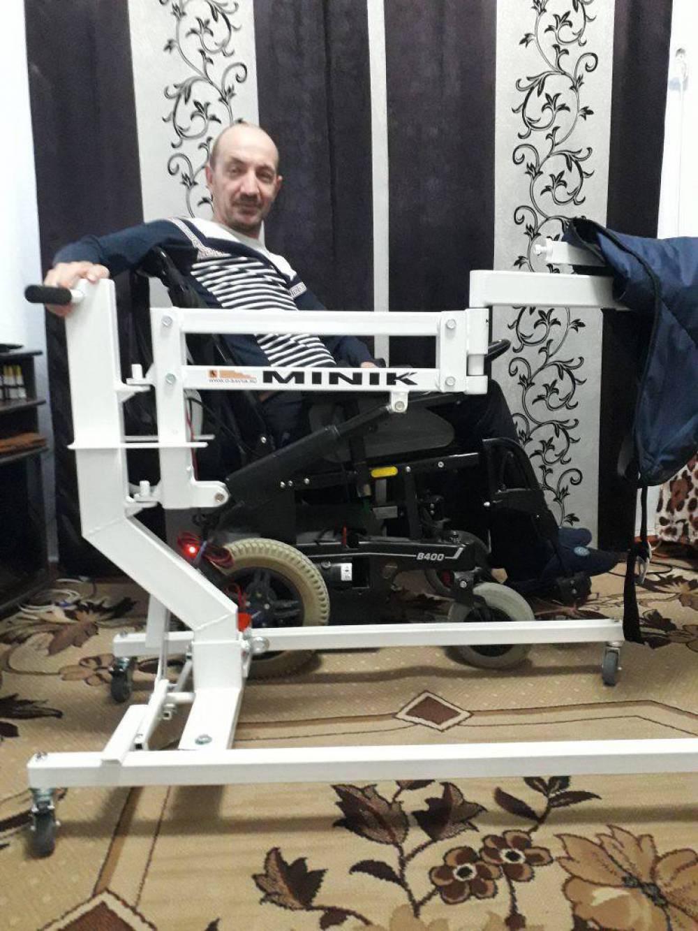 Четверо инвалидов из Краснодарского края получили уникальное оборудование для перемещения