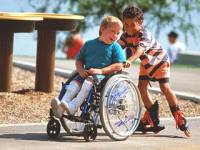 Родители детей-инвалидов обладают преимущественным правом на ежегодный оплачиваемый отпуск