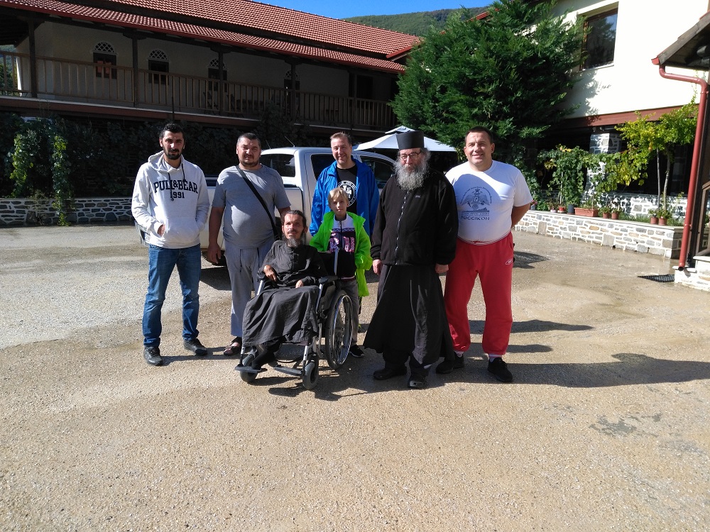 Путешествие на инвалидной коляске по Афинам